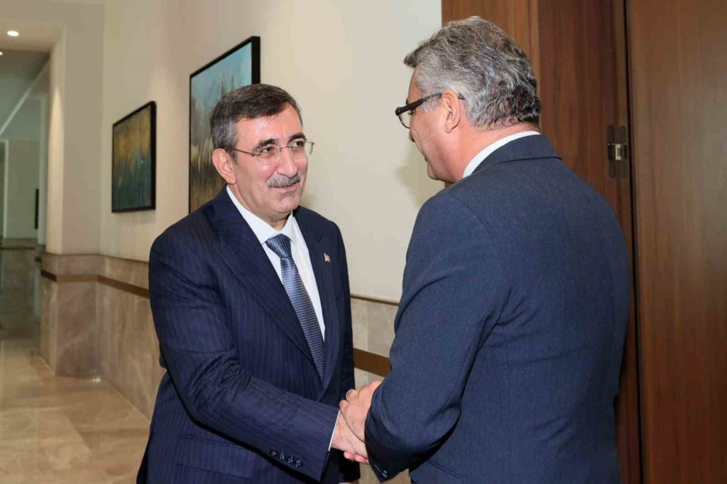 KKTC Cumhurbaşkanı Erhürman, Cumhurbaşkanı Yardımcısı Yılmaz ile görüştü