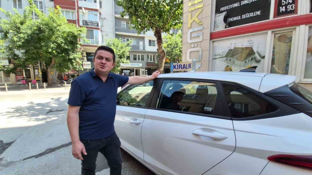 Araba kiralamalarda yeni dönemden esnaf memnun