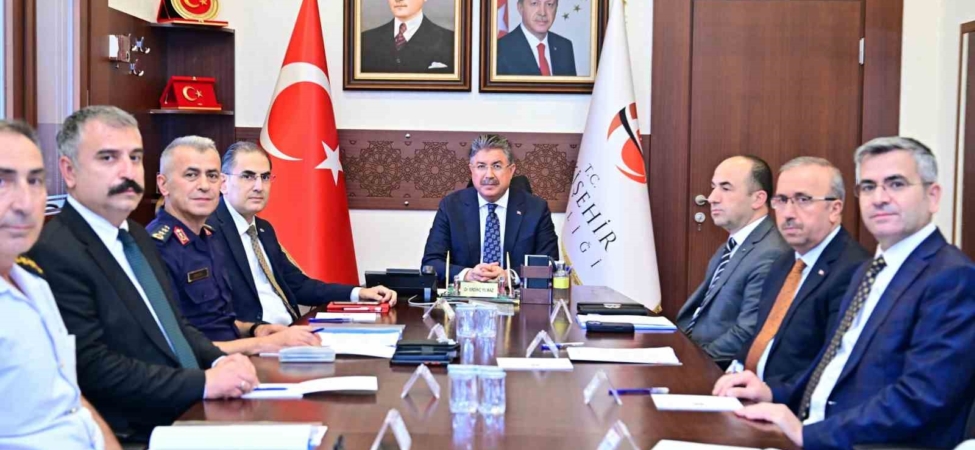 Eskişehir’de ’Eğitim ve Öğretim Yılı Okul Güvenliği ve İl Yürütme Kurulu Toplantısı’ yapıldı