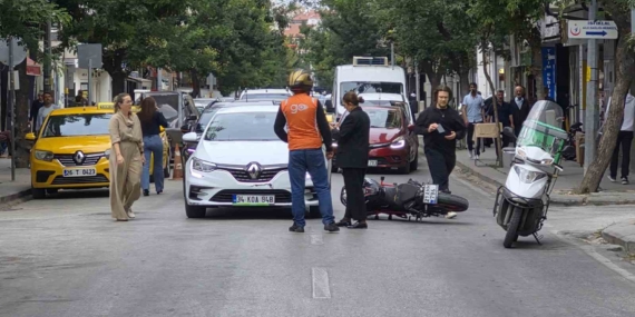 Eskişehir’de otomobil ile motosiklet çarpıştı