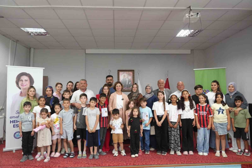 Büyükşehir öğrencilerin yüzünü güldürdü