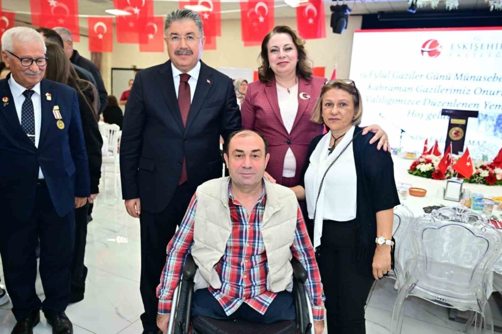 Vali Yılmaz’dan gaziler onuruna yemek programı