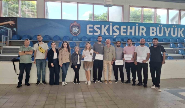 Kentpark Kapalı Yüzme Havuzu’nda uygulamalı güvenlik eğitimi