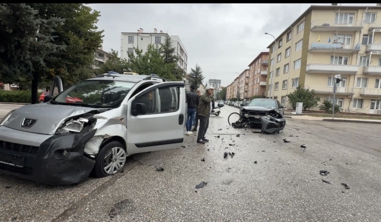 Eskişehir’de kazanın ardından çıkan gerginlik güçlükle sona erdi