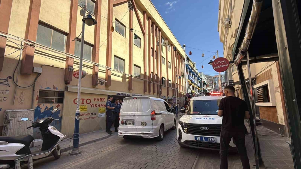 Polisten kaçtıları motosikleti otoparka park ettiler; 400 bin TL cezadan kaçamadılar