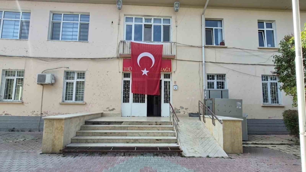 Oto galerici gencin ölümünün 3 şüphelisi adliyeye sevk edildi
