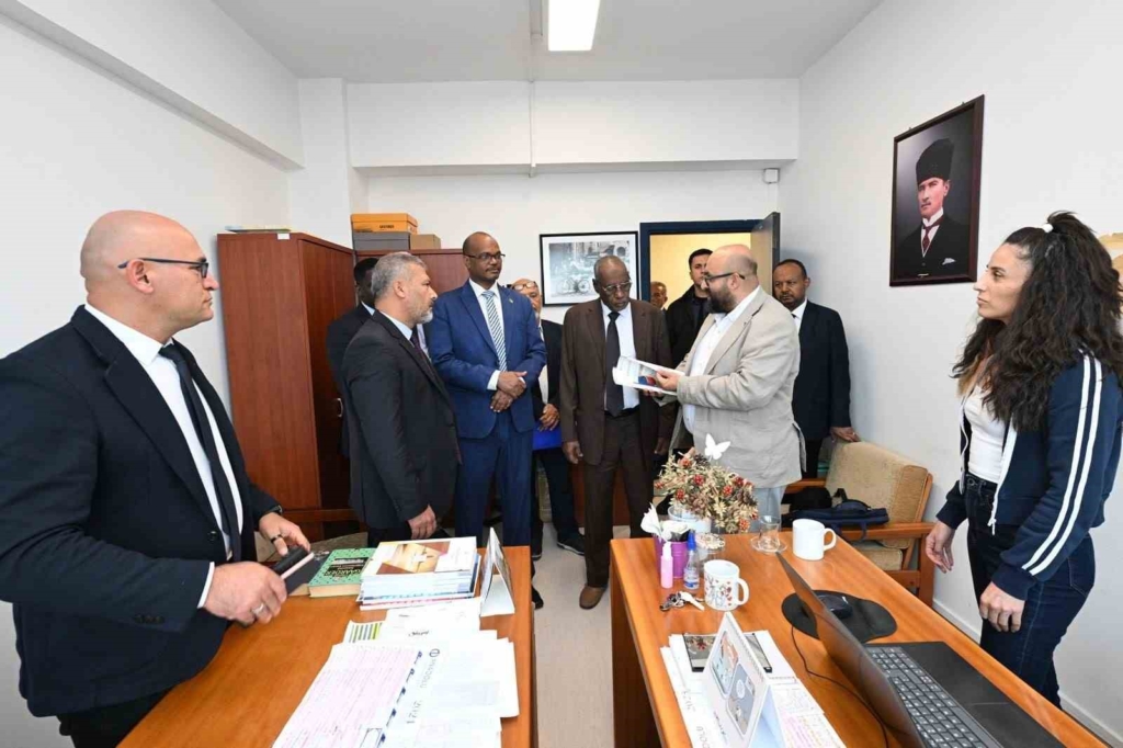Anadolu Üniversitesi ve Sudan Cumhuriyeti eğitim alanında iş birliğine imza attı