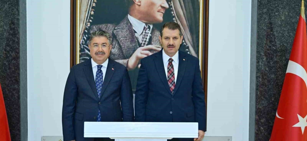 Millî Savunma Bakan Yardımcısı Ayhan, Vali Yılmaz’ı ziyaret etti