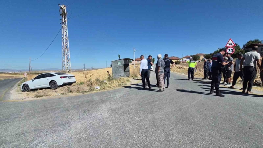 İki otomobilin karıştığı kazada 5 kişi yaralandı