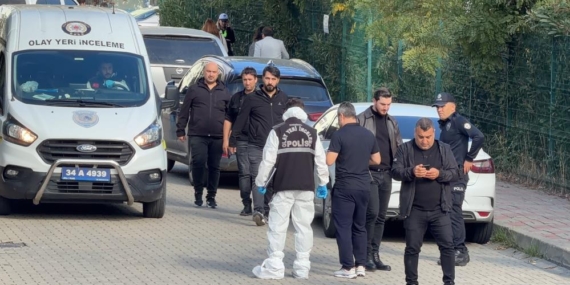 Eski Okuluna Üniformayla Gelen Öğrenci 6 Öğrenciyi Bıçakladı