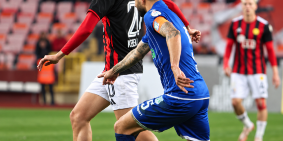 Eskişehirspor, Bursa Yıldırım SK karşısında son dakikada berabere kaldı