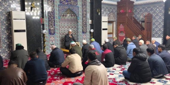 Sivrihisar’da camilerde cuma sabahı buluşması düzenlendi