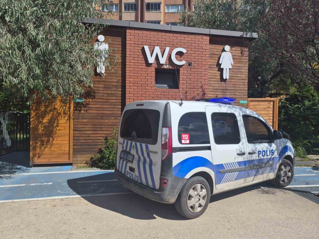 Eskişehir’de tuvalette bir şahıs silahla vurulmuş halde ölü bulundu