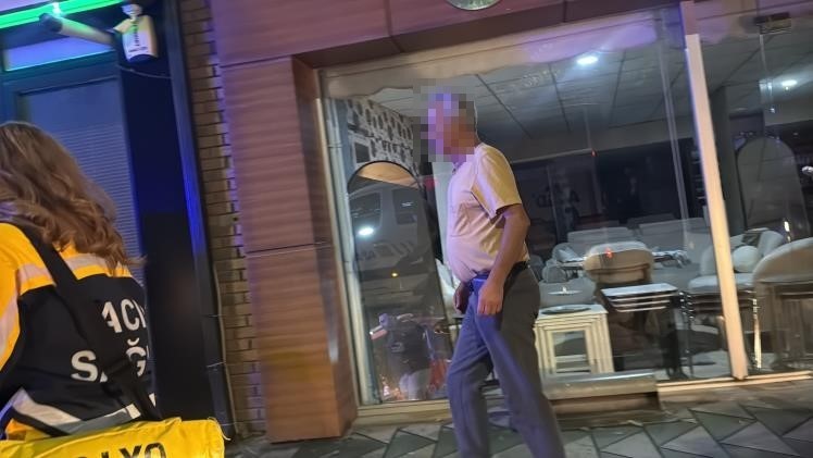 Alkollü şekilde ocağa makarna koyup uyuyakaldı, kendisini yangından kurtaran ekiplere "Borcum ne kadar?" diye sordu
