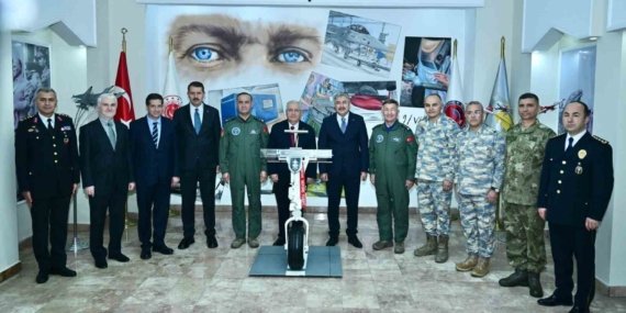 Güler ve Vali Yılmaz’dan 100’üncü yılındaki fabrikaya ziyaret