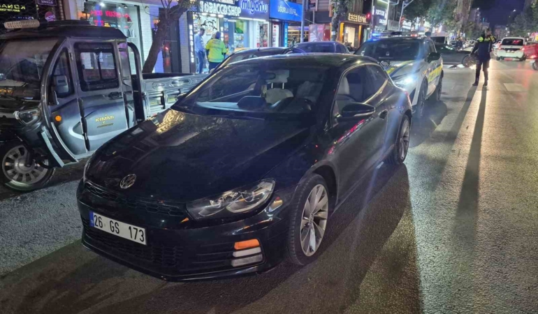 Eskişehir’de abartı egzoz nedeniyle durdurulan sürücü gözaltında