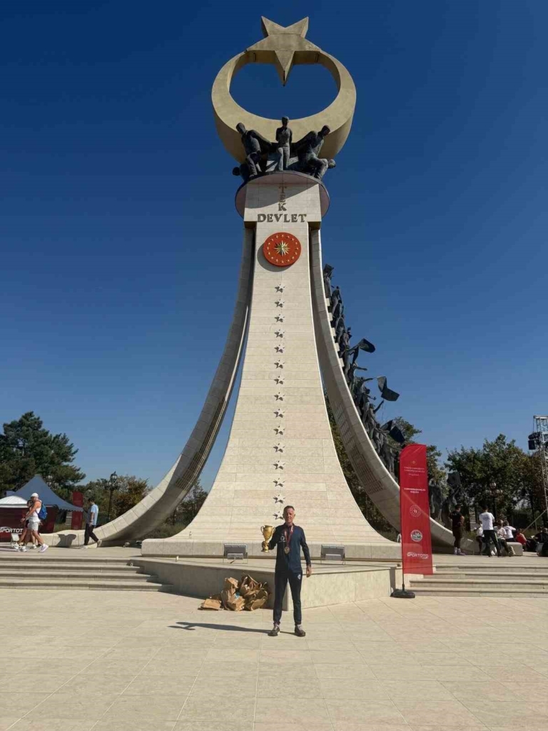 Cumhurbaşkanlığı Yarı Maratonu’nda Eskişehirlilerden önemli başarı