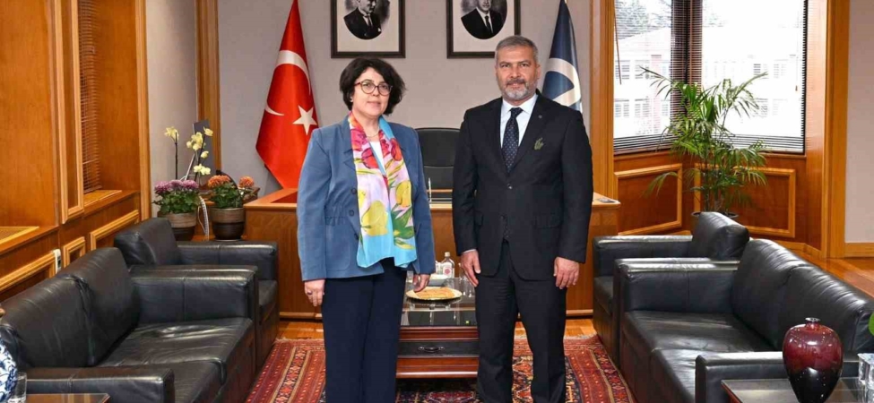 ESOGÜ Rektörü Gümüşsoy’dan Rektör Adıgüzel’e iadeiziyaret