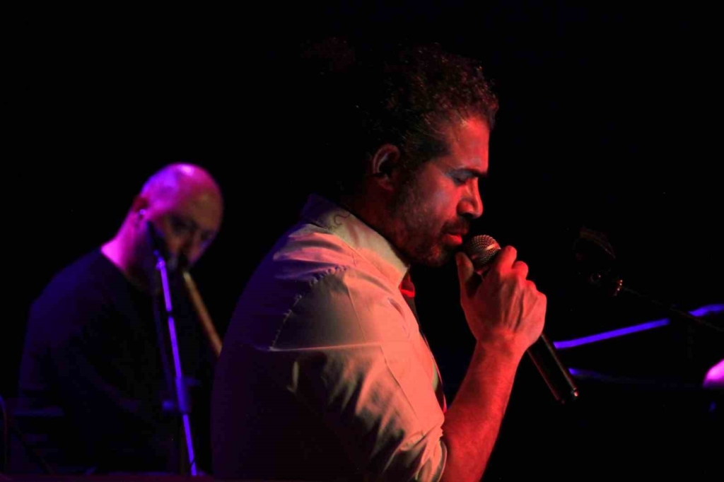 Manidar Grubu Eskişehir’de unutulmaz müzik ziyafeti verdi