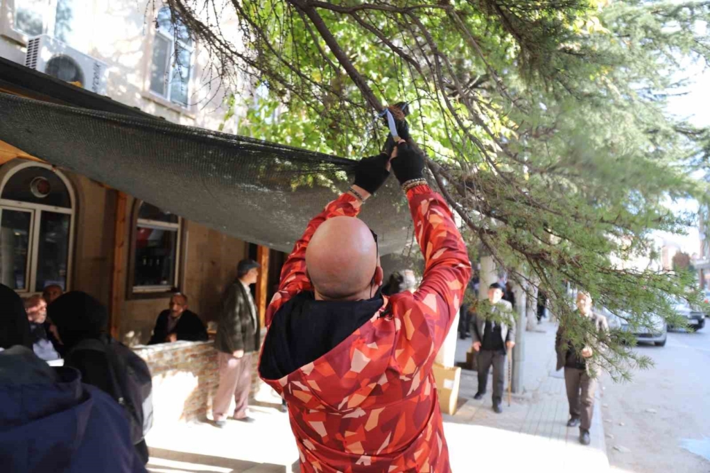 Eskişehir’de zabıtadan kaldırım işgallerine geçit yok