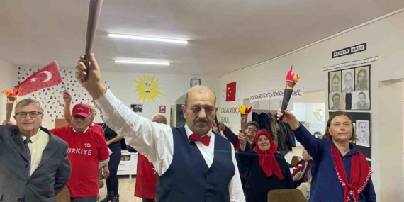 Odunpazarı’nda yaşlı bakım merkezlerinde 29 Ekim coşkusu