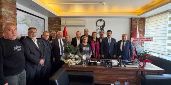 Eskişehir’deki dernek başkanları ve federasyon temsilcilerinden Ayhan Sivri’ye ziyaret