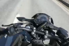 Eskişehir’de motosiklet kazası kask kamerasında