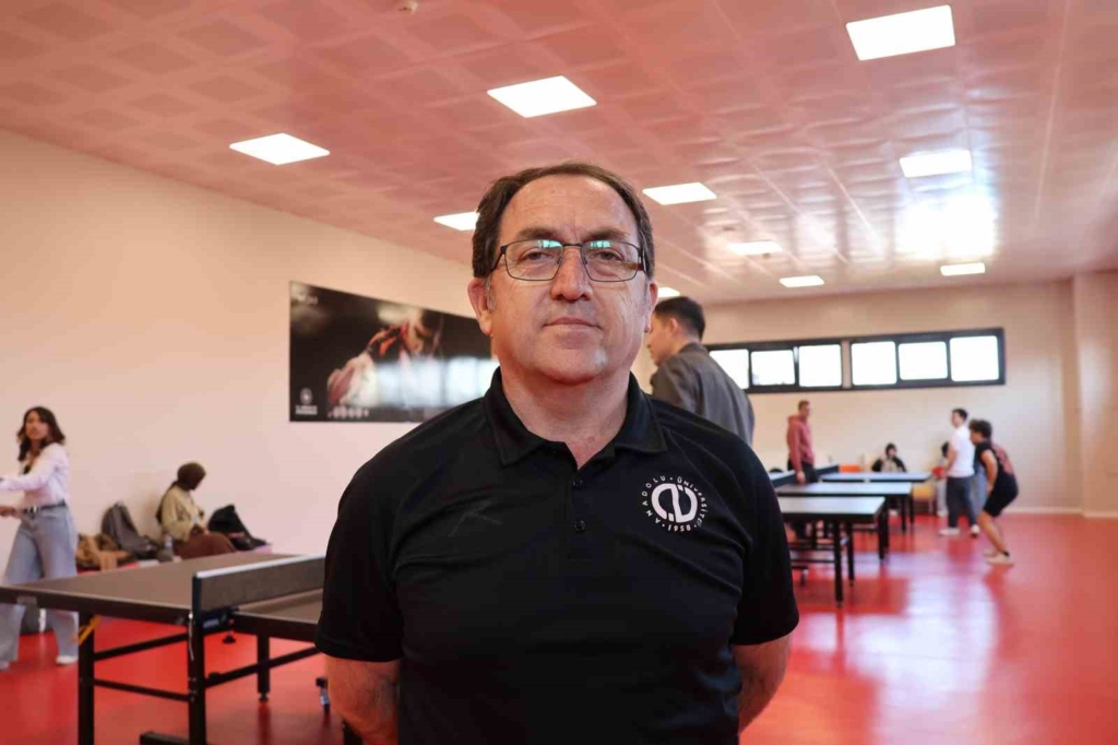 Anadolu Üniversitesi’nde "Bağımsızlık Yılı" masa tenisi turnuvası düzenlendi