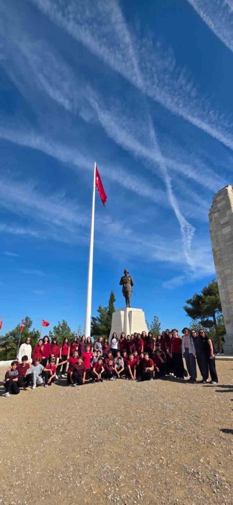 Eskişehirli öğrenciler Şehit Soner Özübek anısına Çanakkale’yi ziyaret etti