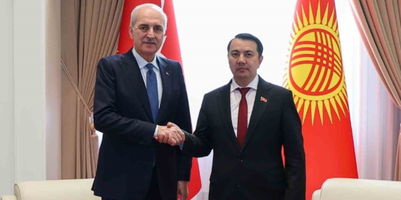 Kurtulmuş, Kırgızistan Meclis Başkanı Mamataliyev’le görüştü