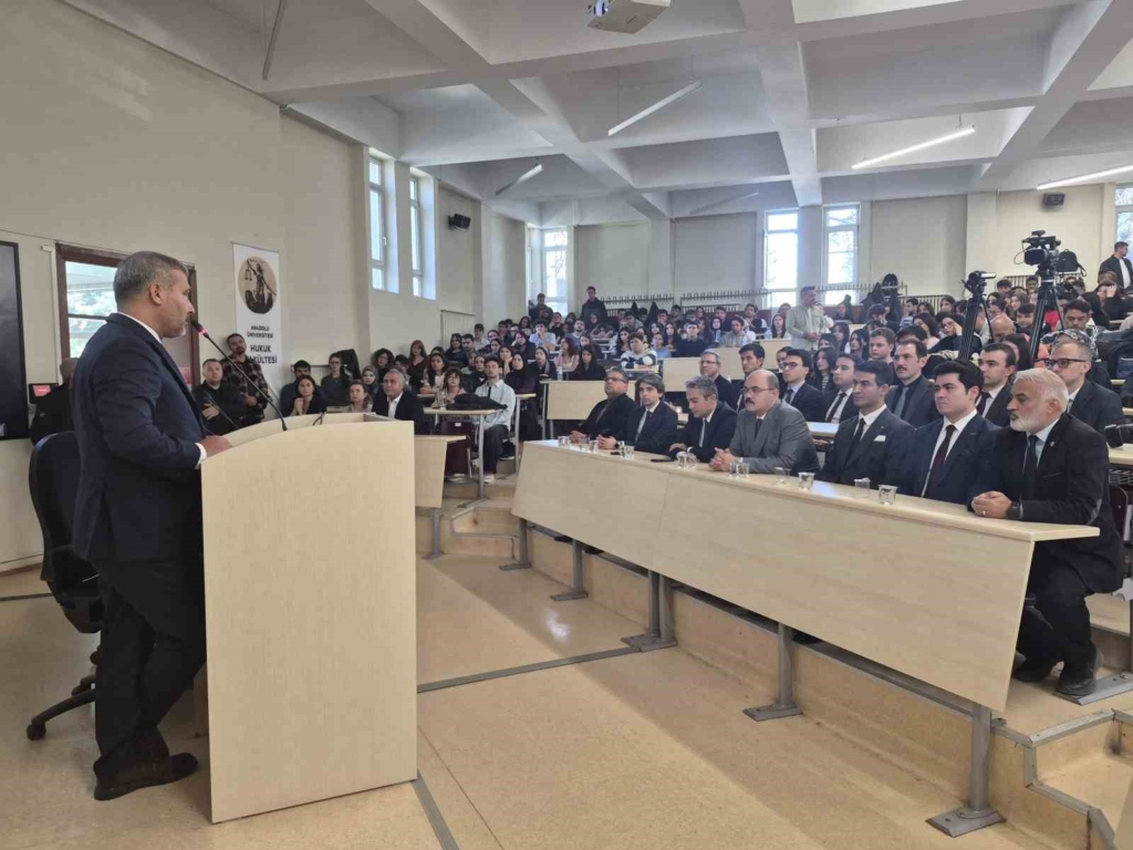 Eskişehir’de "Sanal Ortamda Bahis, Şans Oyunları ve Kumarla Mücadele Paneli" düzenlendi
