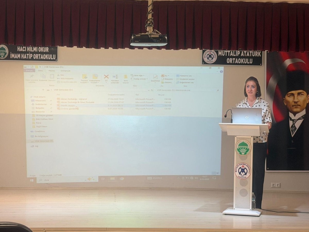 "Bilge Aileden Bilinçli Topluma Projesi" kapsamında velilere seminer verildi