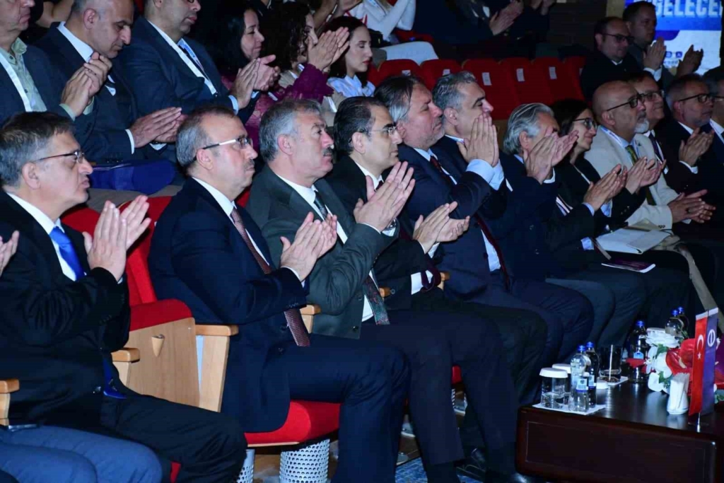 4. Uluslararası ESEP Eğitim Bilimleri ve Etkili Uygulamalar Kongresi gerçekleştirildi