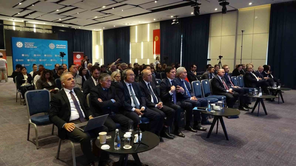 Kırgızistan’da "Türk Dünyası Diyalogları: Ortak Gelecek, Ortak Vizyon" başlıklı panel düzenlendi