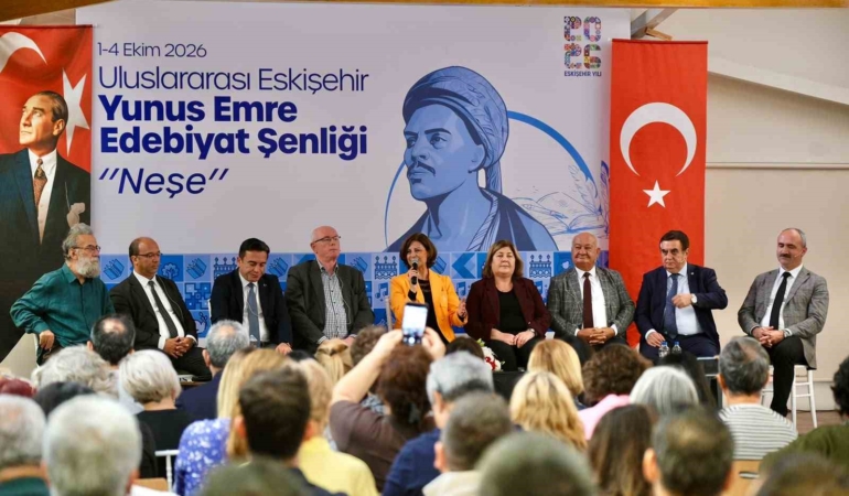 Eskişehir’in ’Neşe’si Uluslararası Yunus Emre Edebiyat Şenliği oldu