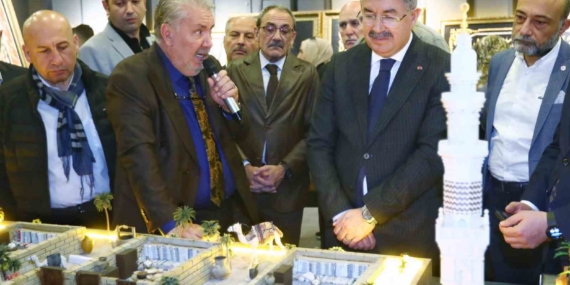 Eskişehir’de Mukaddes Emanetler ve Kâbe Örtüleri Sergisi açıldı