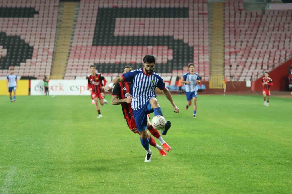 TFF 3. Lig: Eskişehirspor: 1 - Etimesgut Spor: 1