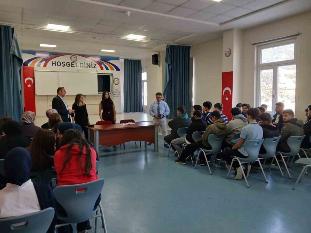 İnönü’de veli ve öğrencilere yönelik farkındalık eğitimi
