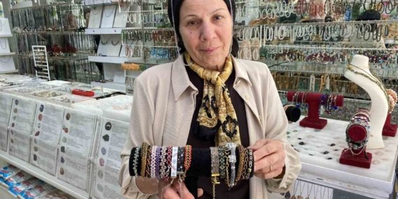 Eskişehir’de doğal taşlardan yapılan takılar ilgi görüyor