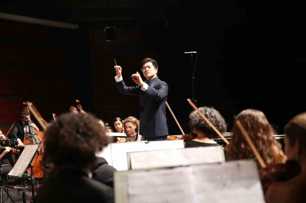 Gürer Aykal Orkestra Şefliği Yarışması ikincisi Guo, yeniden Eskişehir’de