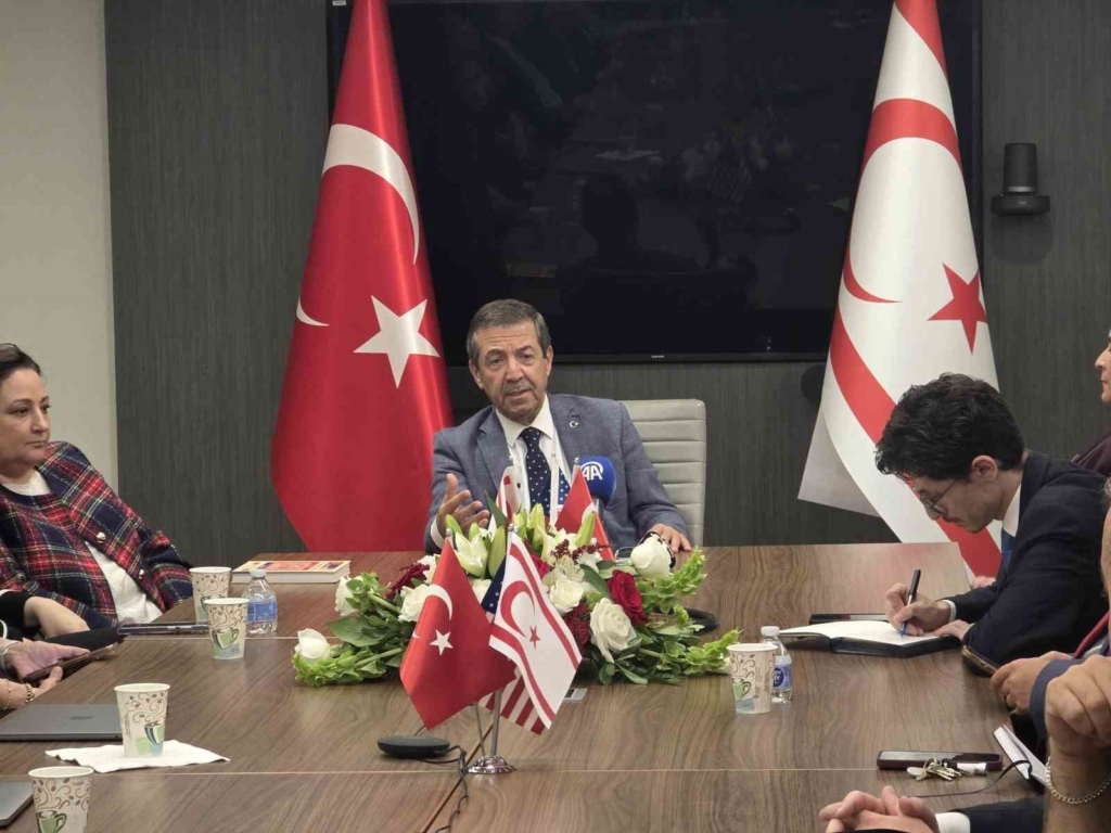 KKTC Dışişleri Bakanı Ertuğruloğlu: "Rumlarla yeni bir ortaklık kurma diye bir seçenek yok"