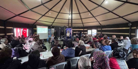 Eskişehir Büyükşehir Belediyesinden kadın çiftçilere ’Katma Değerli Üretim Eğitimi’ verildi