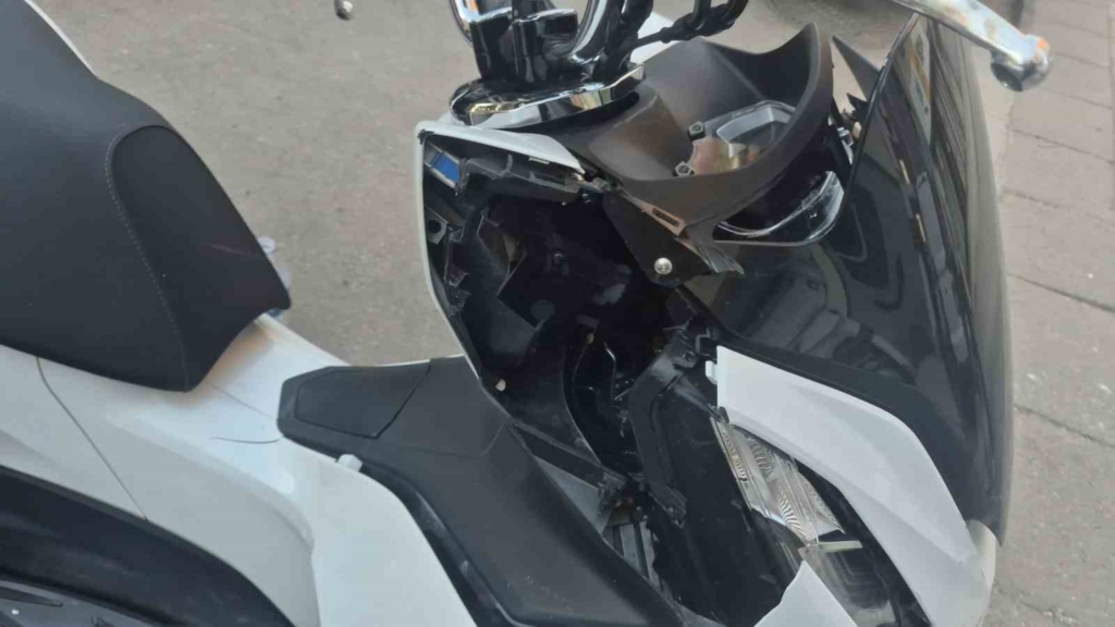 Eskişehir’de otomobile arkadan çarpan motosikletin sürücüsü yaralandı