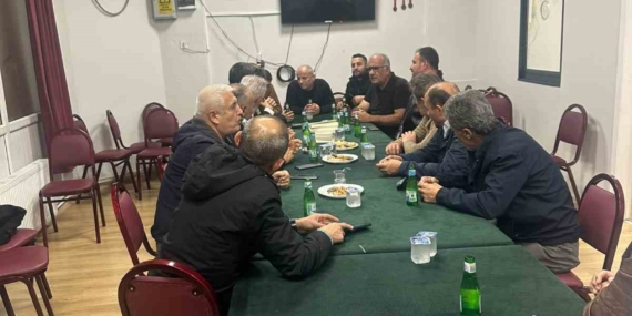 Yunusemre Platformu dernek ziyaretlerine devam ediyor.