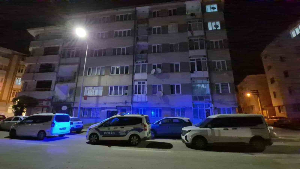 ⁠Eskişehir’de şüpheli ölüm: Cenazesini oğlu buldu