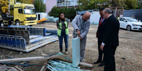İl Müdürü Aydın, Eskişehir’de iki okulun inşaatını inceledi