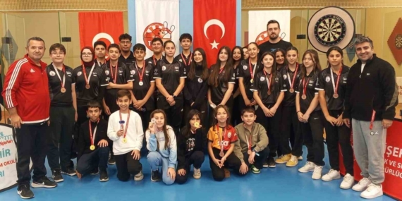 Eskişehir’de dart il birinciliğinde 50 sporcu yarıştı