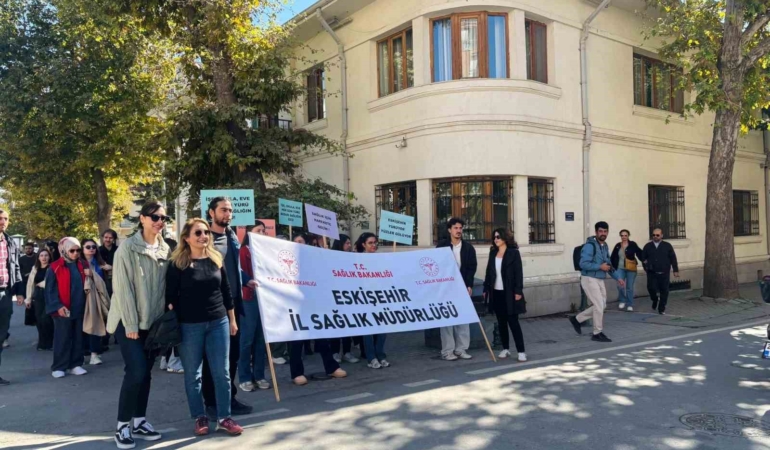 Eskişehir’de Dünya Yürüyüş Günü için farkındalık yürüyüşü düzenlendi