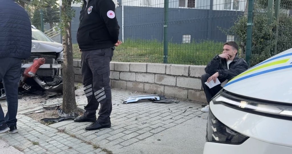 Alkollü sürücünün karıştığı kazada ters yöne giren SUV araç hurdaya döndü, 1 kişi yaralandı