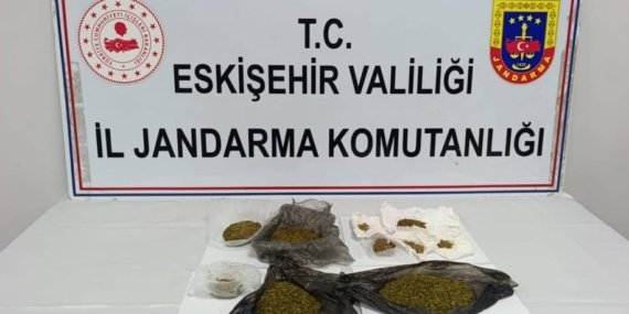 Eskişehir’de araçta 174 gram bonzai ele geçirildi, 1 şüpheli tutuklandı
